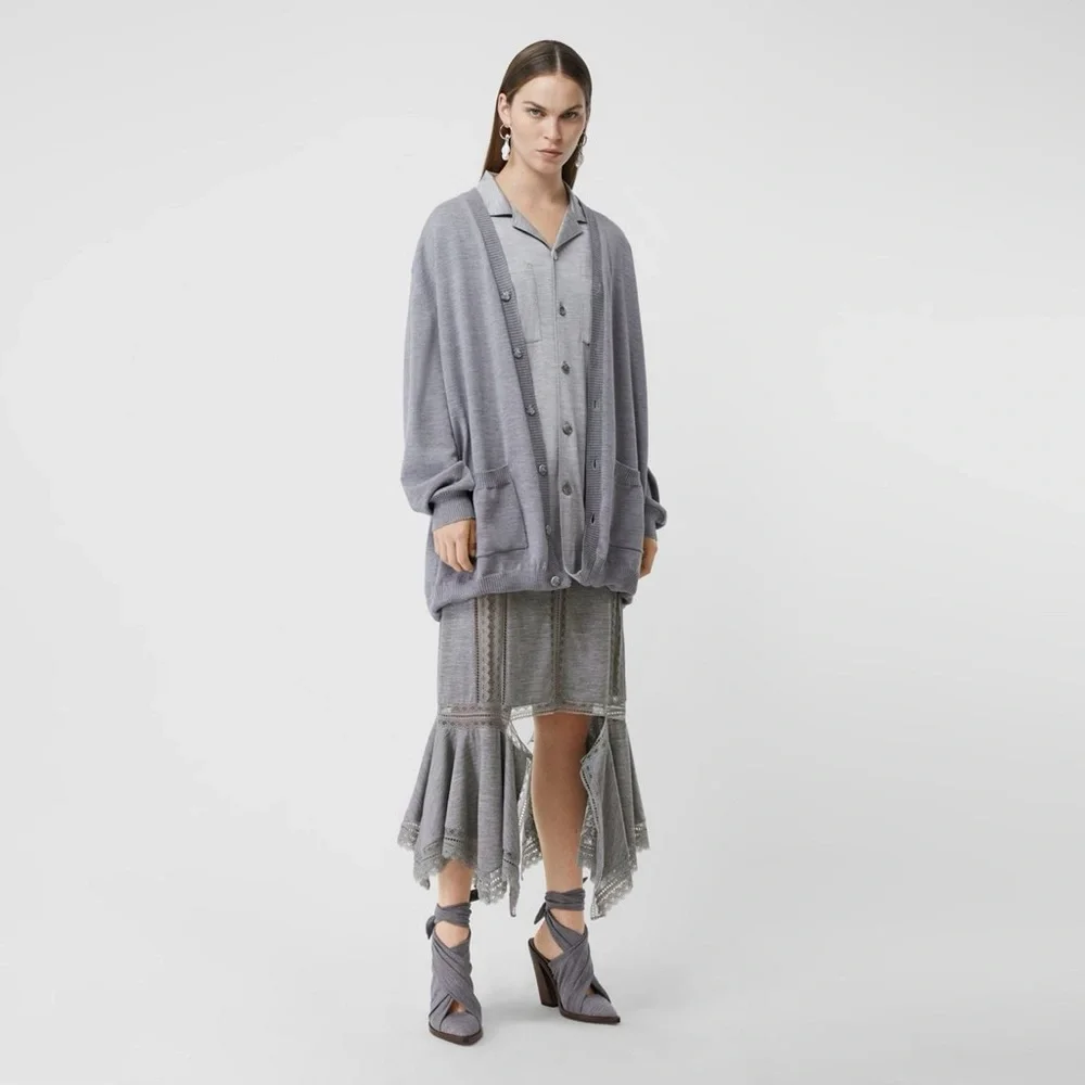 NWT Burberry Lace Trimmed Wool Jersey Midi Skirt Grey - Picture 2 of 16